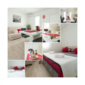  Apartments Bonus and private parking  Сплит